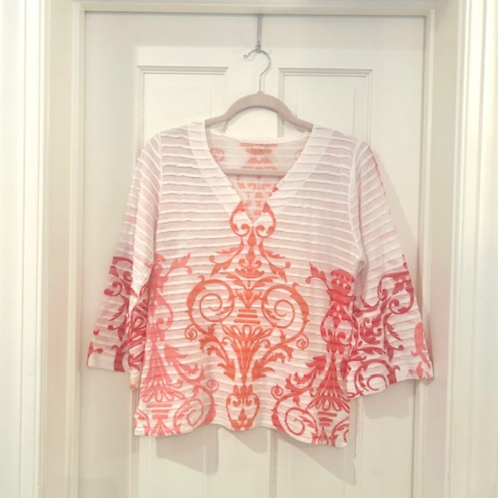 BANDA Textured V-Neck Top – Pink & Coral Scroll Print – Size M -Made in USA